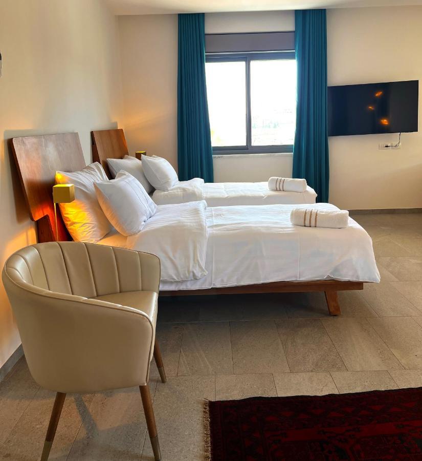 Dar Al Mauge Boutique Hotel With Outdoor Pool Bethlehem Exterior photo