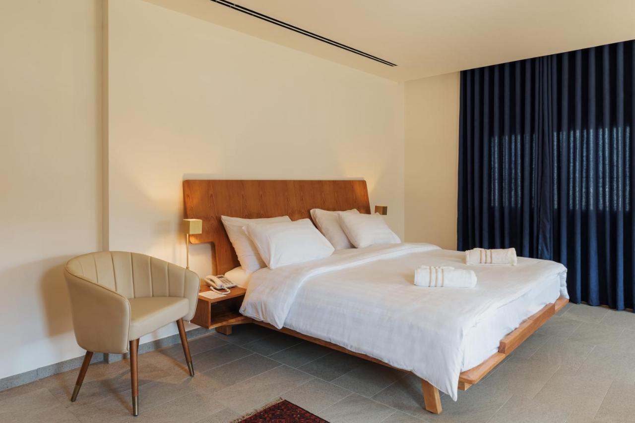 Dar Al Mauge Boutique Hotel With Outdoor Pool Bethlehem Exterior photo